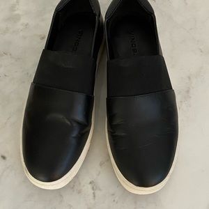 Vince Black Leather Corbin Sneakers | 7